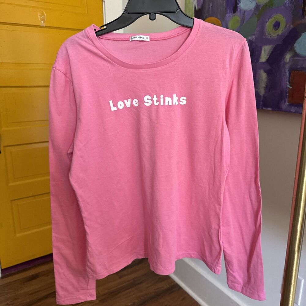Allen Allen Long Sleeved Crewneck Women's Pink “Love Stinks” T Shirt XL